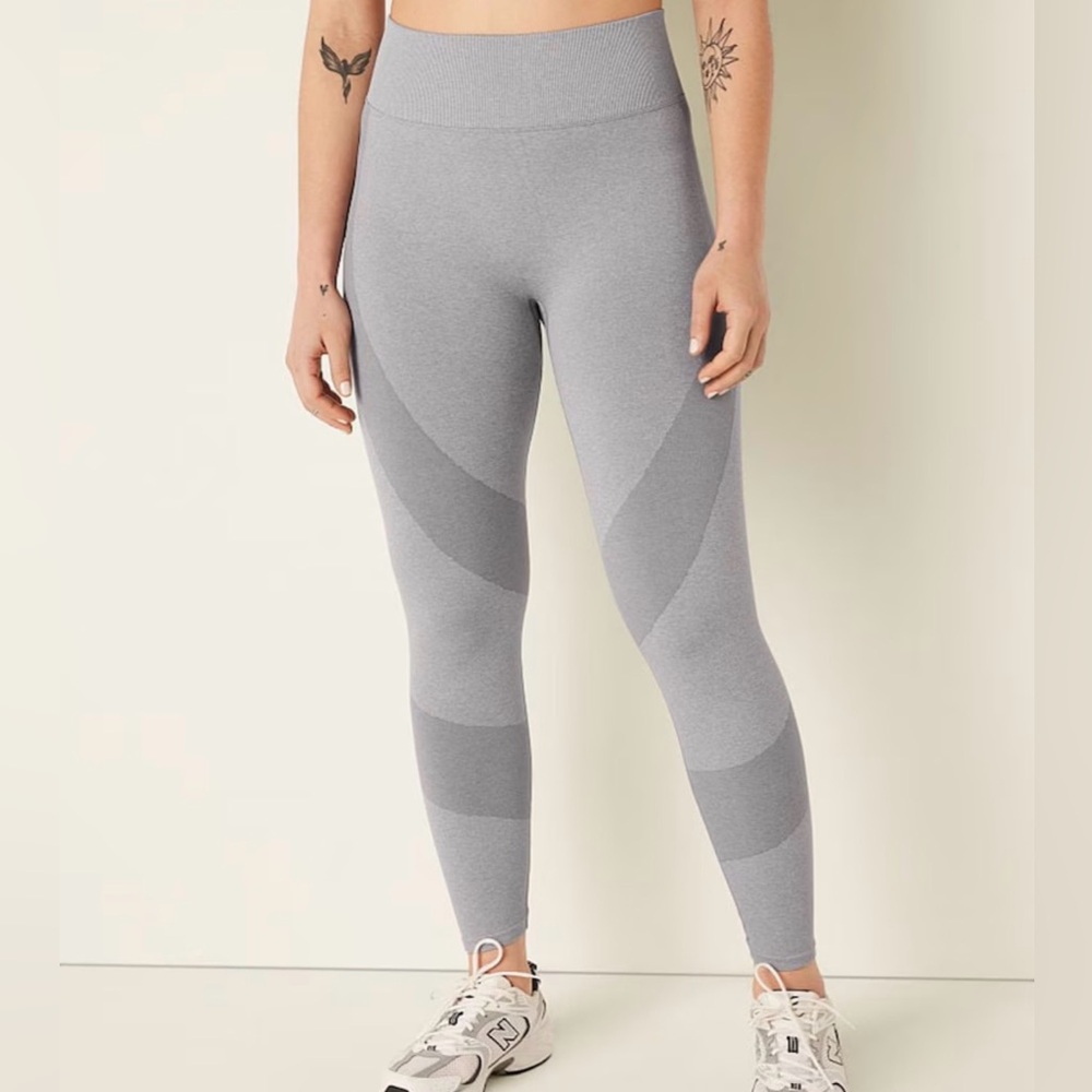 Grey PINK  active leggings by Victoria secret EUC